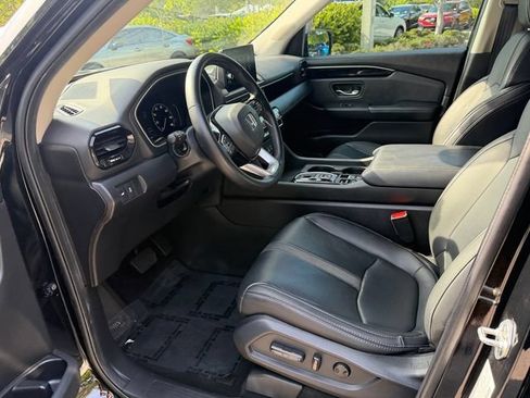 Used 2024 Honda Pilot EX-L image 11