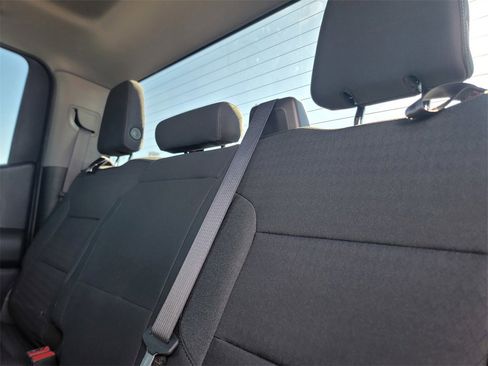 Used 2022 Chevrolet Silverado 1500 Custom image 16