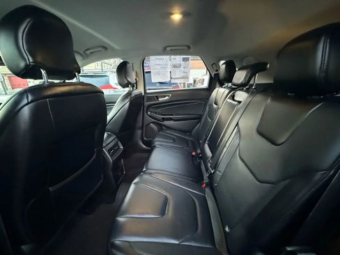 Used 2015 Ford Edge Titanium image 36