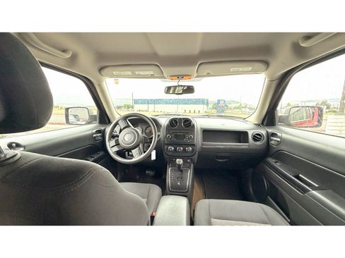 Used 2016 Jeep Patriot Sport w/ Power Value Group AWD/4WD image 14