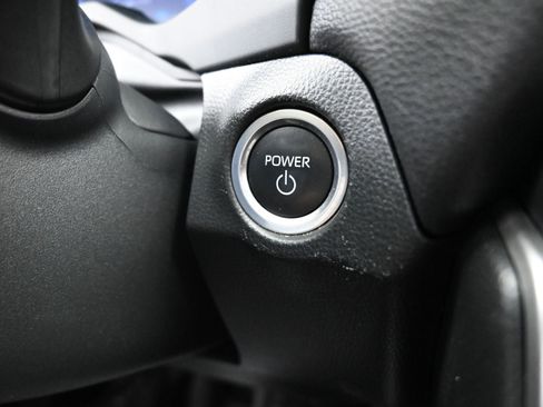 Used 2023 Toyota RAV4 SE w/ Weather & Moonroof Package image 18