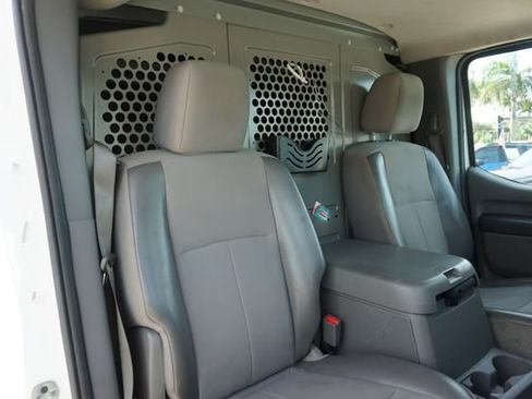 Used 2019 Nissan NV 2500 SV w/ Navigation Package RWD image 2