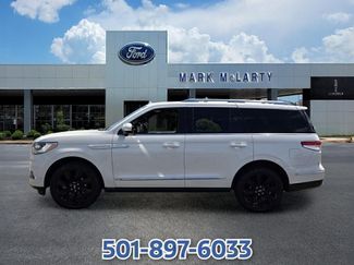 Used 2024 Lincoln Navigator Reserve AWD/4WD video 2