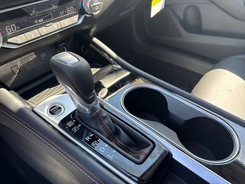 New 2025 Nissan Altima 2.5 SR w/ SR Premium Package image 21