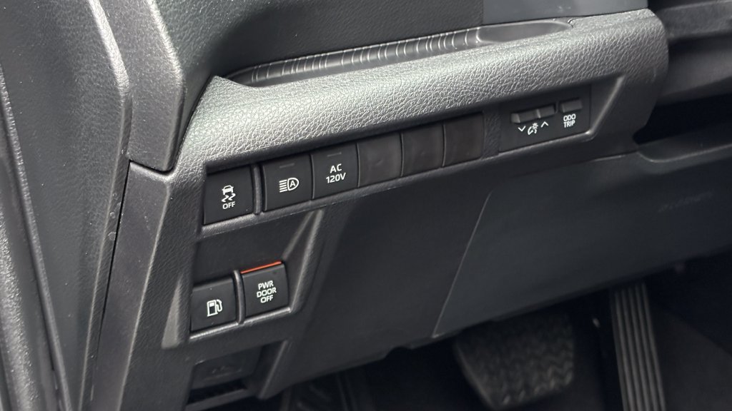 Certified 2026 Toyota Sienna XSE AWD/4WD image 24