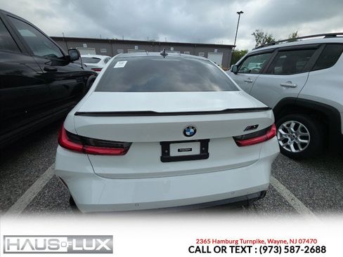 Used 2021 BMW M3 Competition w/ Executive Package RWD image 8