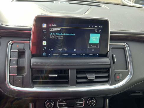 Used 2022 Chevrolet Tahoe LT w/ LT Signature Plus Package image 28