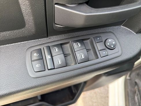 Used 2022 RAM 2500 Tradesman w/ Cold Weather Group image 21