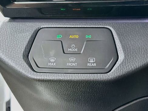 Used 2023 Volkswagen ID.4 Pro AWD/4WD image 25