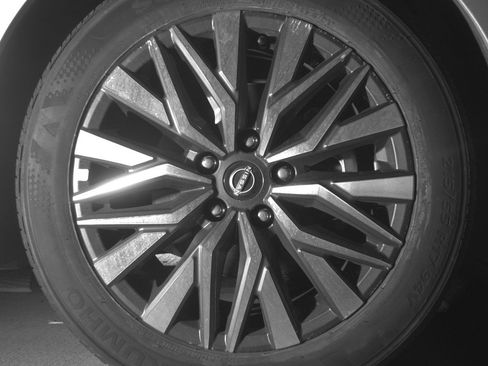 Used 2025 Nissan Altima 2.5 SV FWD image 13
