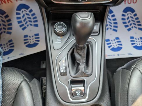 Used 2021 Jeep Cherokee Latitude Lux image 17