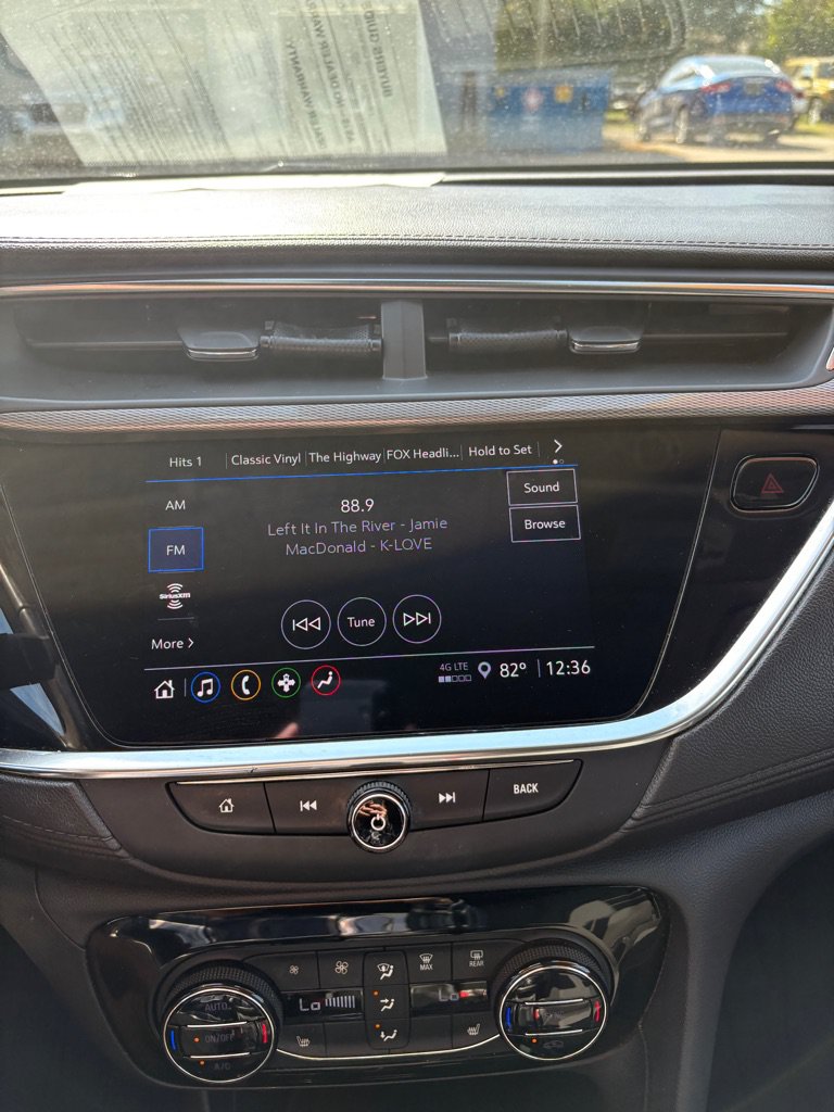 Used 2021 Buick Encore GX Select FWD image 17