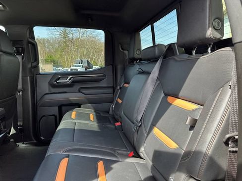 Certified 2023 GMC Sierra 1500 AT4 w/ AT4 Preferred Package AWD/4WD image 20