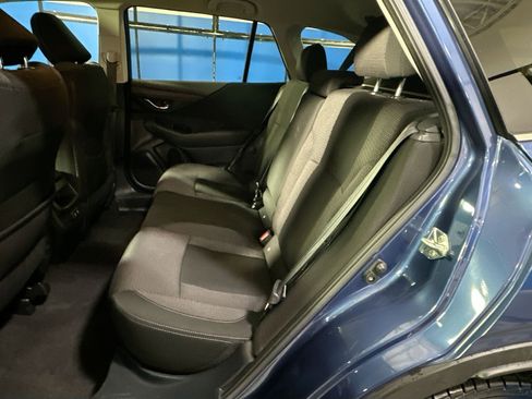 Used 2021 Subaru Outback Premium image 33