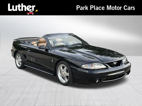 Used 1995 Ford Mustang GT RWD image 1