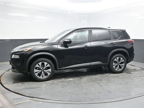 Used 2023 Nissan Rogue SV AWD/4WD image 3