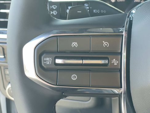 New 2026 GMC Yukon XL Elevation AWD/4WD image 11