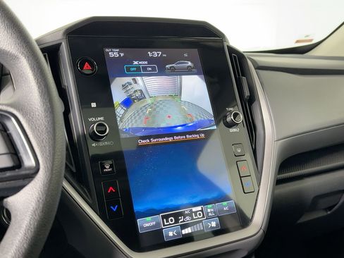 Used 2024 Subaru Crosstrek 2.0i Premium image 24