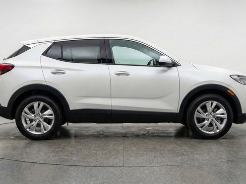 Used 2025 Buick Encore GX Preferred AWD/4WD image 11