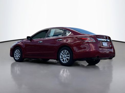 Used 2013 Nissan Altima 2.5 S FWD image 12