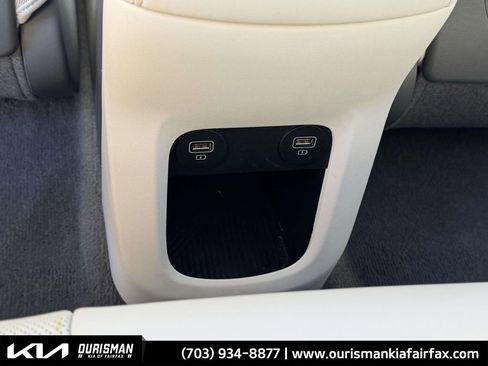 Used 2024 Hyundai Ioniq 5 Limited image 24