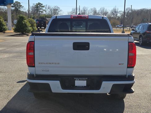 Used 2021 Chevrolet Colorado Z71 w/ Safety Package image 9