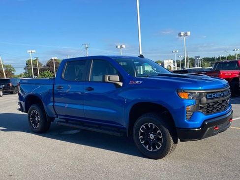 Used 2023 Chevrolet Silverado 1500 Custom Trail Boss AWD/4WD image 7