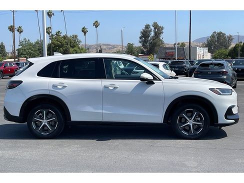 Certified 2025 Honda HR-V EX-L image 7
