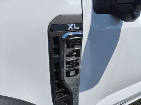 New 2026 Ford F450 XL w/ 360-Degree Camera Package AWD/4WD image 12