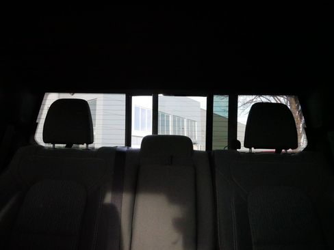 Used 2023 RAM 1500 Big Horn image 31