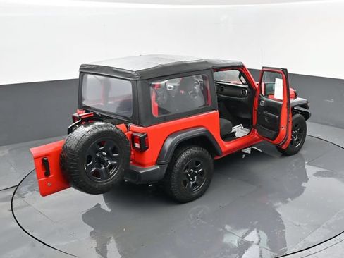 Used 2018 Jeep Wrangler Sport AWD/4WD image 24