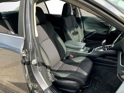 Used 2022 Subaru Legacy Premium image 28