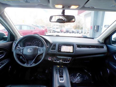 Used 2016 Honda HR-V EX-L image 9