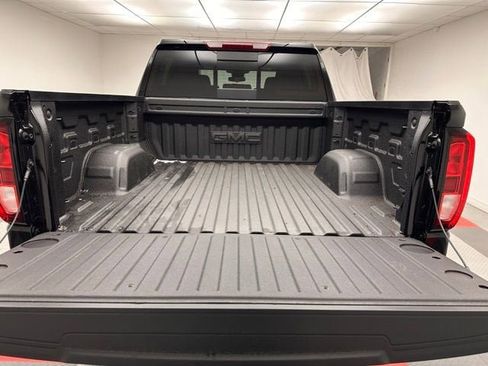New 2026 GMC Sierra 1500 Elevation w/ Preferred Package AWD/4WD image 23