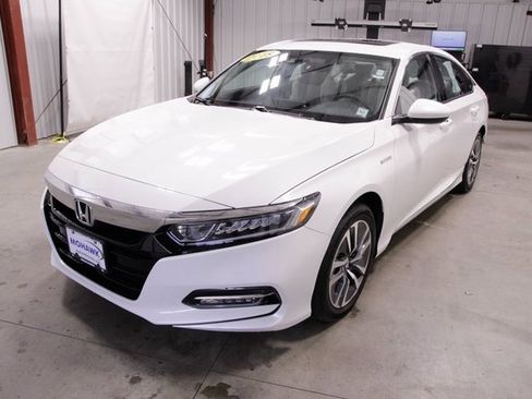 Used 2018 Honda Accord EX image 1