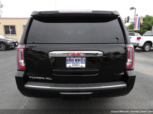 Used 2015 GMC Yukon XL Denali w/ Touring Package AWD/4WD image 6