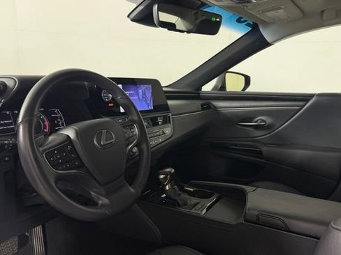 Certified 2023 Lexus ES 350 w/ Accessory Package (Z2) FWD image 4