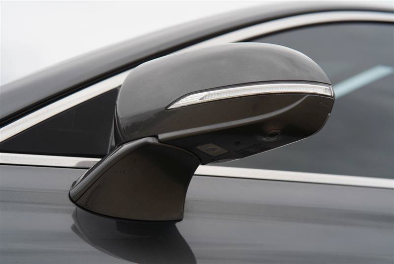 Used 2019 Genesis G90 5.0 Ultimate RWD image 38