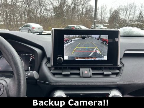 Used 2024 Toyota RAV4 LE image 3