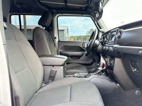 Used 2022 Jeep Wrangler Unlimited Sport AWD/4WD image 27