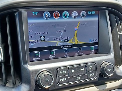 Used 2018 Chevrolet Colorado Z71 AWD/4WD image 21
