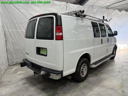 Used 2019 Chevrolet Express 2500 w/ Driver Convenience Package RWD image 8