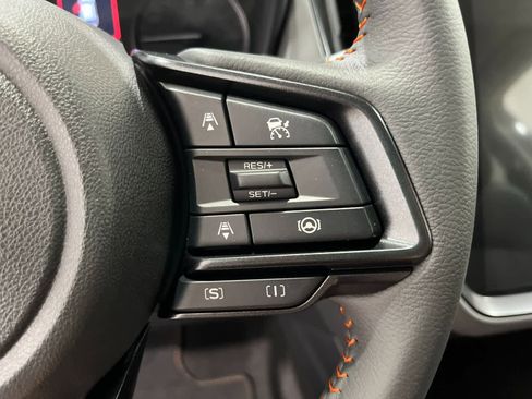 Certified 2025 Subaru Crosstrek 2.5i Limited w/ Crosstrek Mirror Package image 16