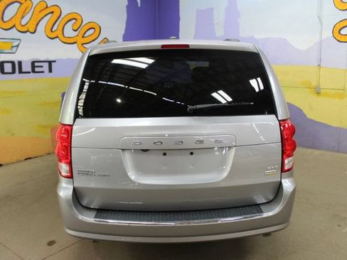 Used 2019 Dodge Grand Caravan SXT FWD image 7