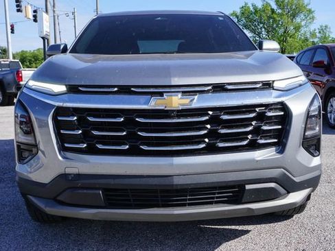 Used 2025 Chevrolet Equinox LT w/ Safety and Technology Package FWD image 7