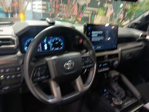 Used 2025 Toyota 4Runner TRD Off-Road Premium w/ Tow Technology Package AWD/4WD image 5