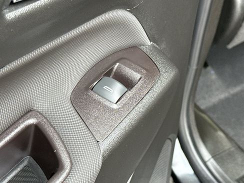 Used 2022 Chevrolet Equinox RS image 30