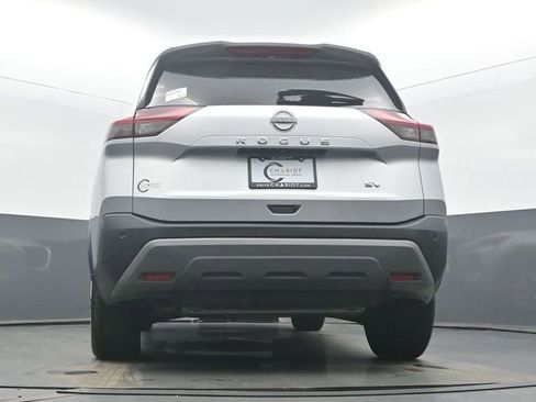 Used 2023 Nissan Rogue SV image 50