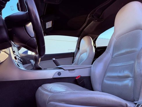 Used 2005 Chevrolet Corvette Coupe w/ Preferred Equipment Group image 8