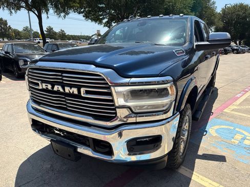 Used 2022 RAM 2500 Laramie AWD/4WD image 8